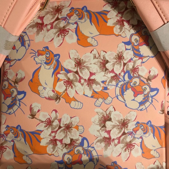 Loungefly Rajah Mini bag - Picture 3 of 6